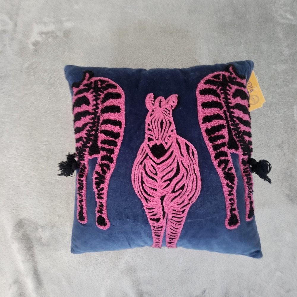 World Traveler Accent‎ Pillow Pink Striped Zebra NWT
